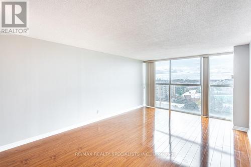 1002 - 25 Trailwood Drive, Mississauga, ON - Indoor Photo Showing Other Room