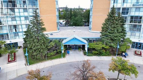 1002 - 25 Trailwood Drive, Mississauga, ON - Outdoor