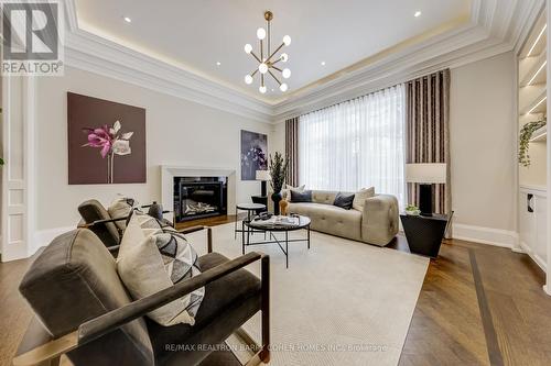 189 Old Yonge Street, Toronto, ON - Indoor Photo Showing Living Room With Fireplace