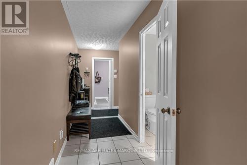 1402 Holy Cross Boulevard, Cornwall, ON - Indoor Photo Showing Other Room