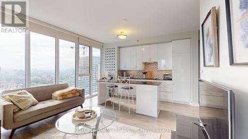 2503 - 426 University Avenue, Toronto, ON - Indoor