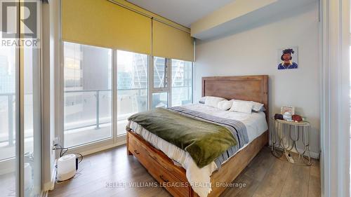 2503 - 426 University Avenue, Toronto, ON - Indoor Photo Showing Bedroom