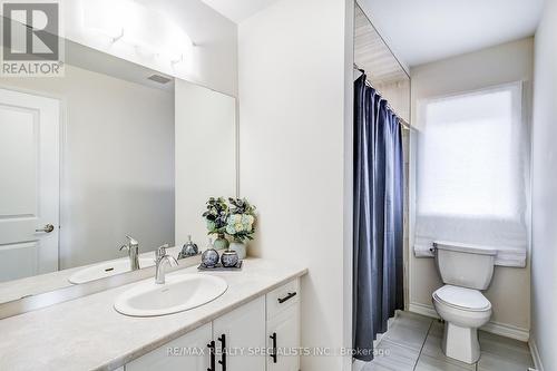 90 Ferragine Crescent, Bradford West Gwillimbury, ON - Indoor Photo Showing Bathroom