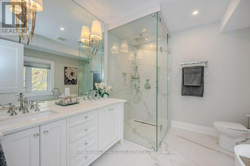 1325 Sheldon Avenue, Oakville, ON - Indoor Photo Showing Bathroom