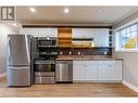 696 St Paul Street, Kamloops, BC  - Indoor Photo Showing Kitchen With Stainless Steel Kitchen 