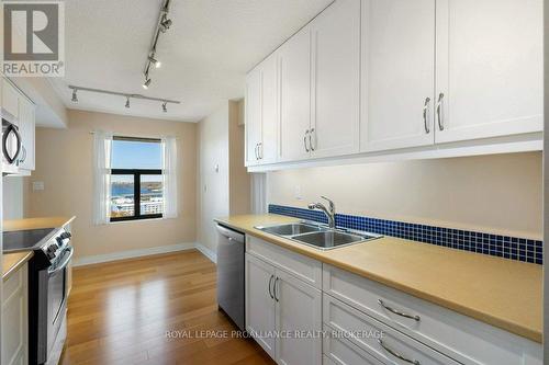 1304 - 185 Ontario Street, Kingston (Central City East), ON - Indoor Photo Showing Kitchen With Double Sink