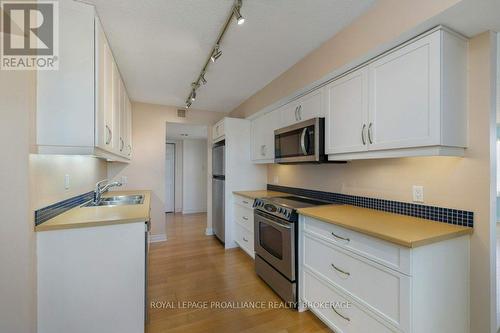 1304 - 185 Ontario Street, Kingston (Central City East), ON - Indoor Photo Showing Kitchen With Double Sink