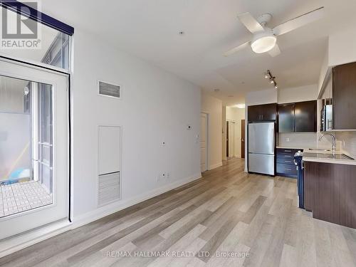 110 - 95 North Park Road, Vaughan, ON - Indoor Photo Showing Kitchen