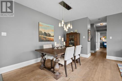 306 - 47 St Clair Avenue W, Toronto, ON - Indoor Photo Showing Dining Room