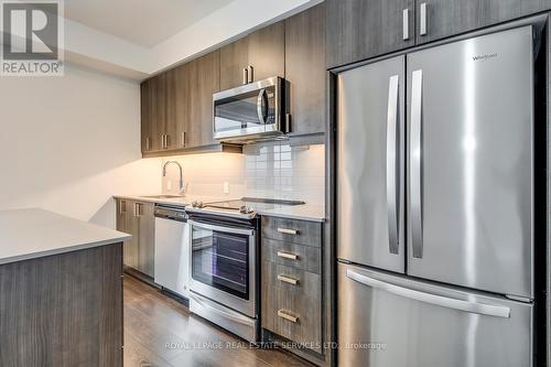 3306 - 8 Nahani Way, Mississauga, ON - Indoor Photo Showing Kitchen With Upgraded Kitchen