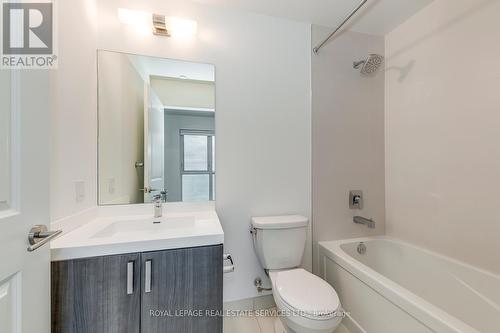 3306 - 8 Nahani Way, Mississauga, ON - Indoor Photo Showing Bathroom