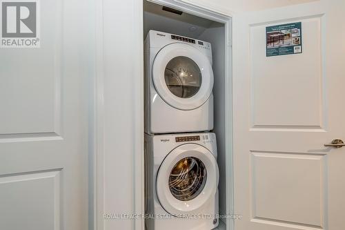 3306 - 8 Nahani Way, Mississauga, ON - Indoor Photo Showing Laundry Room