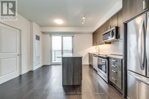 3306 - 8 Nahani Way, Mississauga, ON - Indoor Photo Showing Kitchen With Upgraded Kitchen