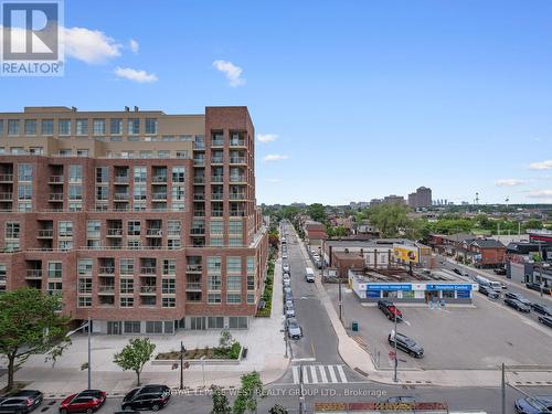 713 - 1808 St Clair Avenue W, Toronto, ON - Outdoor With Facade