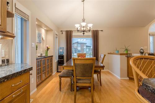 61 Carleton Drive, Steinbach, MB - Indoor Photo Showing Dining Room