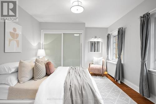 90 Sutherland Drive, Toronto, ON - Indoor Photo Showing Bedroom