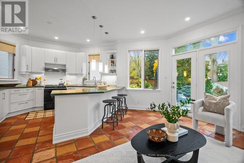 90 Sutherland Drive, Toronto, ON - Indoor Photo Showing Kitchen With Upgraded Kitchen