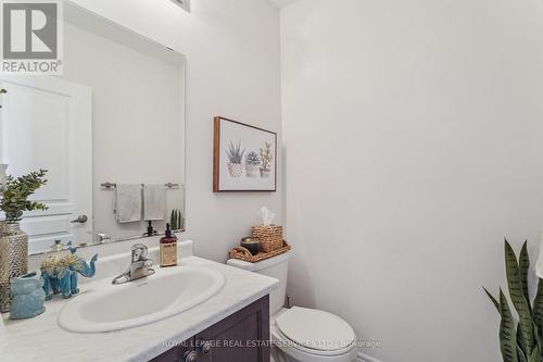 21 Mckay Avenue, New Tecumseth, ON - Indoor Photo Showing Bathroom