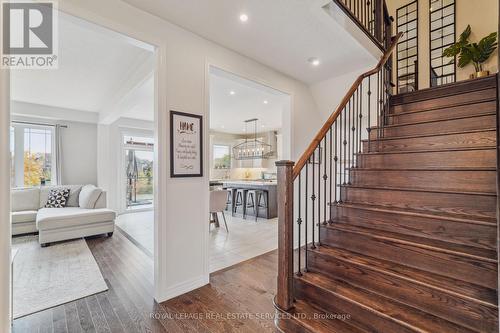 21 Mckay Avenue, New Tecumseth, ON - Indoor Photo Showing Other Room