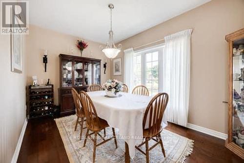 134 Southcrest Drive, Kawartha Lakes, ON - Indoor Photo Showing Dining Room