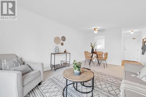 213 - 175 Haig Road E, Belleville, ON - Indoor Photo Showing Living Room