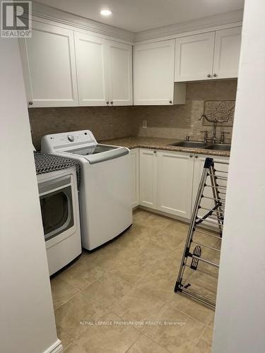 148 Ellwood Drive, Caledon, ON - Indoor Photo Showing Laundry Room