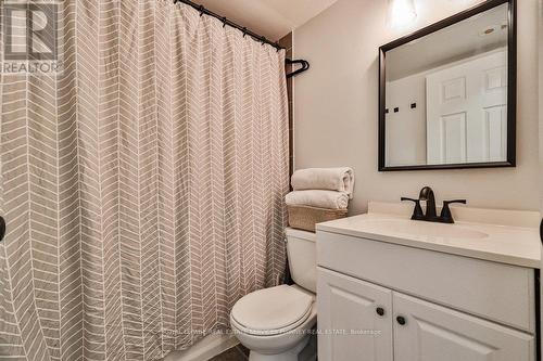 1233B - 22 Laidlaw Street, Toronto, ON - Indoor Photo Showing Bathroom