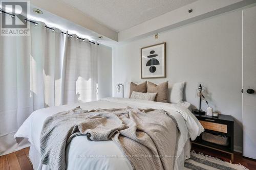 1233B - 22 Laidlaw Street, Toronto, ON - Indoor Photo Showing Bedroom