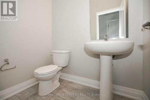 34 Dalbeattie Drive, Brampton, ON - Indoor Photo Showing Bathroom