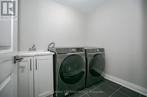 34 Dalbeattie Drive, Brampton, ON - Indoor Photo Showing Laundry Room