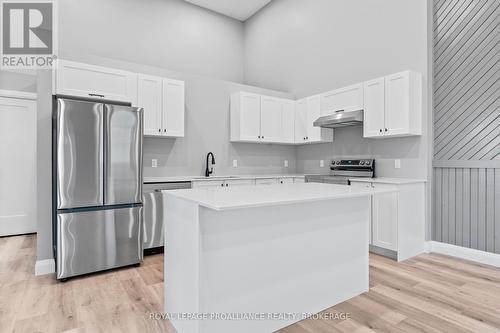 299 Arthur Street, Gananoque, ON - Indoor Photo Showing Kitchen