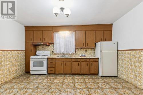 59 Brookfield Street, Toronto, ON - Indoor Photo Showing Kitchen