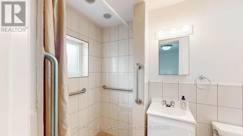 59 Brookfield Street, Toronto, ON - Indoor Photo Showing Bathroom