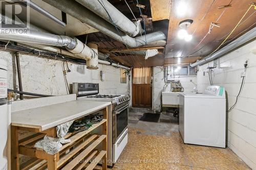 59 Brookfield Street, Toronto, ON - Indoor Photo Showing Laundry Room