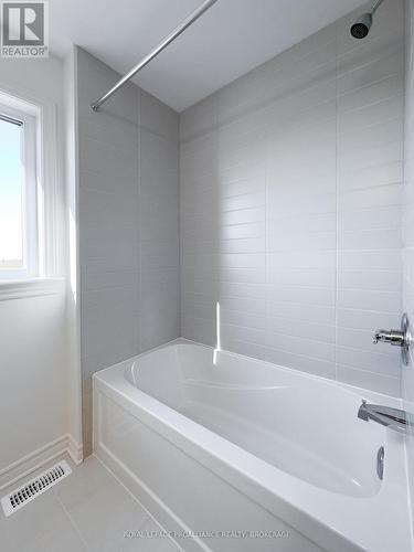 458 Buckthorn Drive, Kingston (City Northwest), ON - Indoor Photo Showing Bathroom