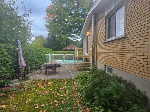 Piscine - 533 Rue Maple, Otterburn Park, QC - Outdoor