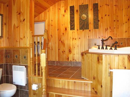 Bathroom - 4480 Ch. Des Faucons, Nominingue, QC - Indoor