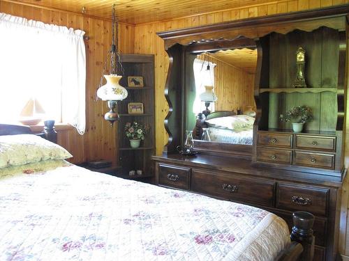 Bedroom - 4480 Ch. Des Faucons, Nominingue, QC - Indoor Photo Showing Bedroom