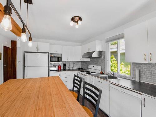 Dining room - 202Z Route Gaffenay, Pont-Rouge, QC - Indoor Photo Showing Kitchen With Double Sink