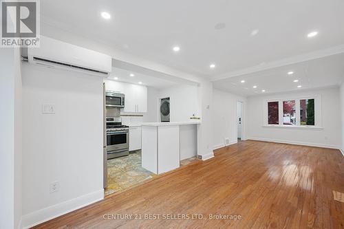 51 Hertle Avenue, Toronto, ON - Indoor Photo Showing Other Room