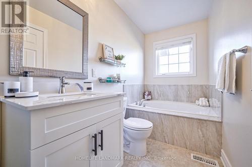 10279 Woodbine Avenue, Markham, ON - Indoor Photo Showing Bathroom