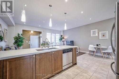 10279 Woodbine Avenue, Markham, ON - Indoor Photo Showing Kitchen