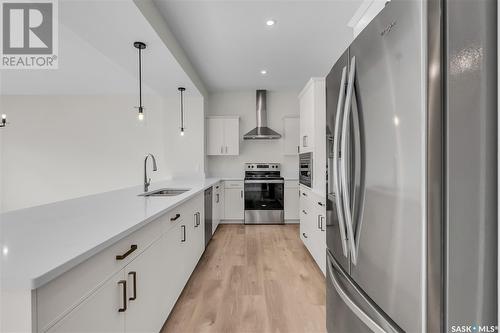 332 Leskiw Bend, Saskatoon, SK - Indoor Photo Showing Kitchen With Upgraded Kitchen