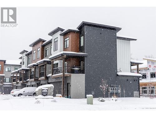 700 Riverside Way Unit# 201, Fernie, BC - Outdoor