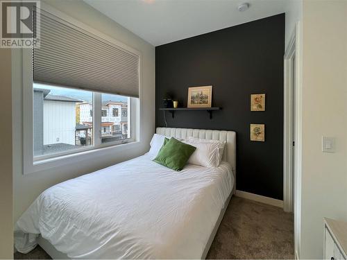 700 Riverside Way Unit# 201, Fernie, BC - Indoor Photo Showing Bedroom