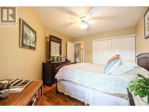 6805 Cottonwood Drive Unit# 400, Osoyoos, BC - Indoor Photo Showing Bedroom