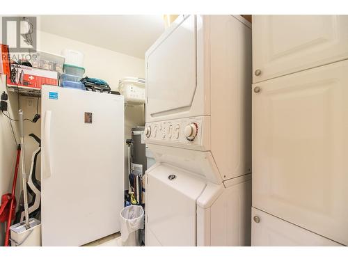 6805 Cottonwood Drive Unit# 400, Osoyoos, BC - Indoor Photo Showing Laundry Room