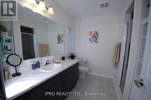 954 Penson Crescent, Milton, ON - Indoor Photo Showing Bathroom