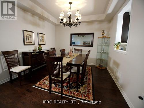 954 Penson Crescent, Milton, ON - Indoor Photo Showing Dining Room