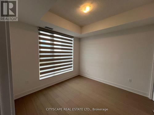 1410 - 202 Burnhamthorpe Road E, Mississauga, ON - Indoor Photo Showing Other Room